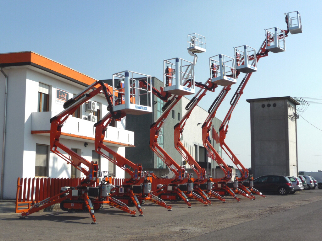 R180群-5.jpg R180群-5.jpg